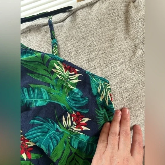 Bloom chic green floral romper size 2XL - Picture 14 of 14